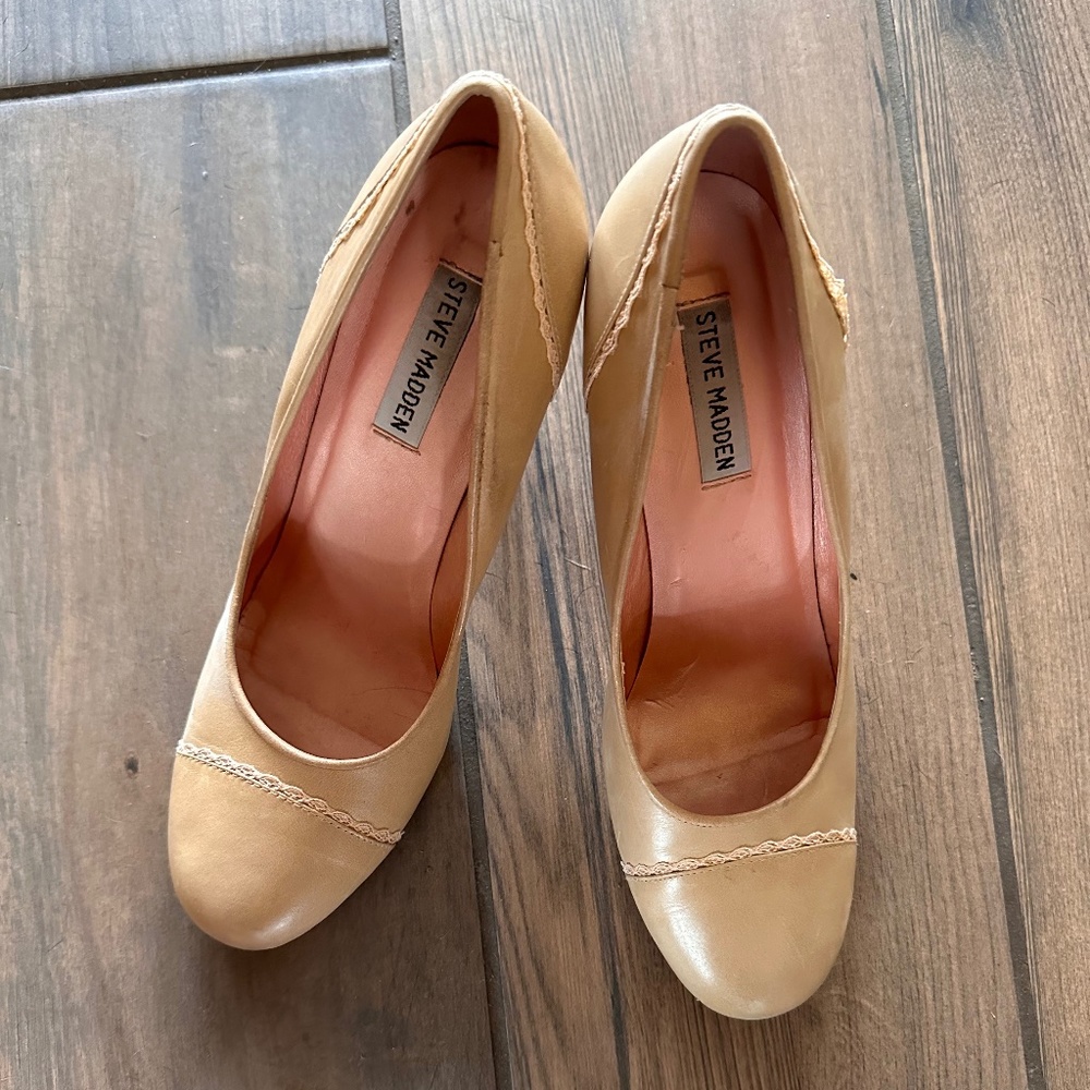 Cream Steve Madden
